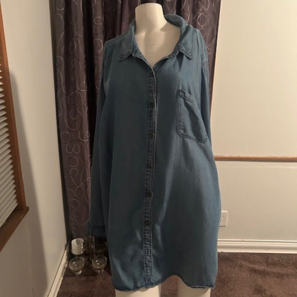 Catherines button-down roll tab sleeves denim shirt, size 3X